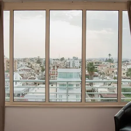 Authentic Cyprus With Rooftop Apartman